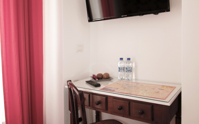 Domus Iuliae Guest House
