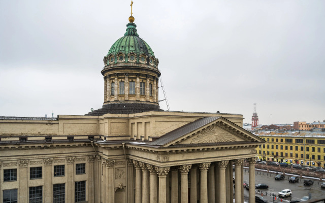 Апартаменты с видом на Казанский собор