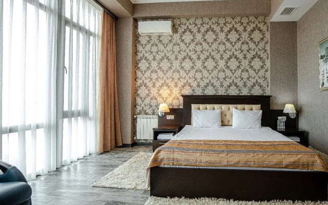 Regnum Restaurant Hotel