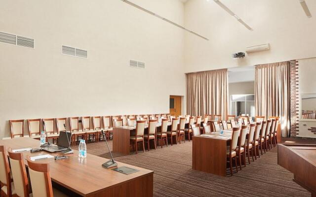 Monastyrski Minsk City Centre Hotel