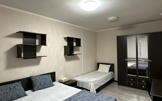 Akademicheskaya Hotel