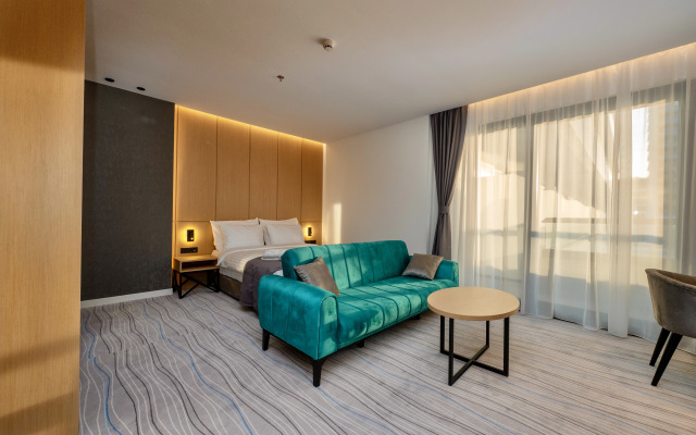 The Grandeur Batumi Hotel