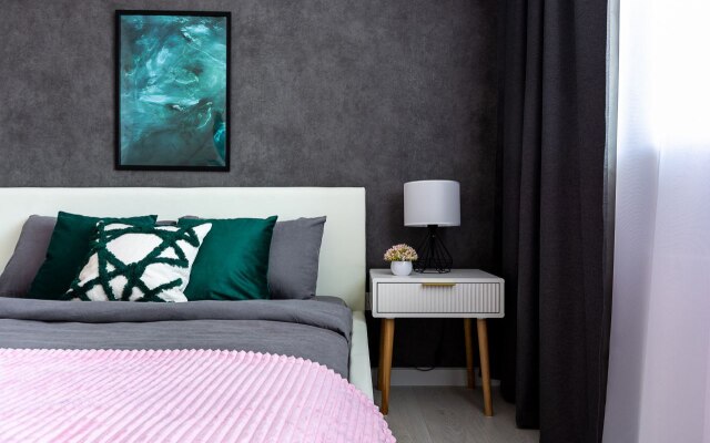 Izumrudnoye Naslazhdenie Ryadom S Parkom Flat