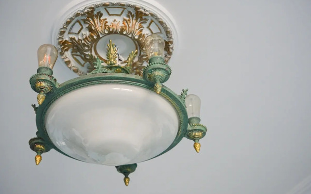 1912 U Gornogo Instituta Flat