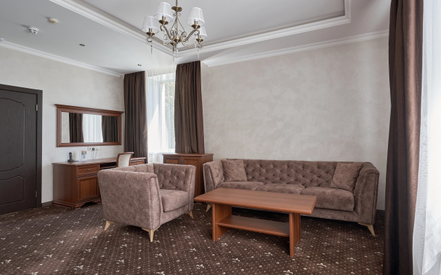 Korona Hotel