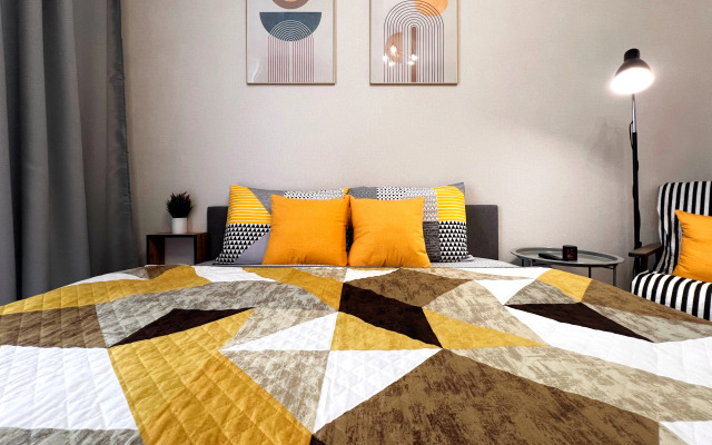 Studiya s Vidom na Gory i Basseyn Apartments