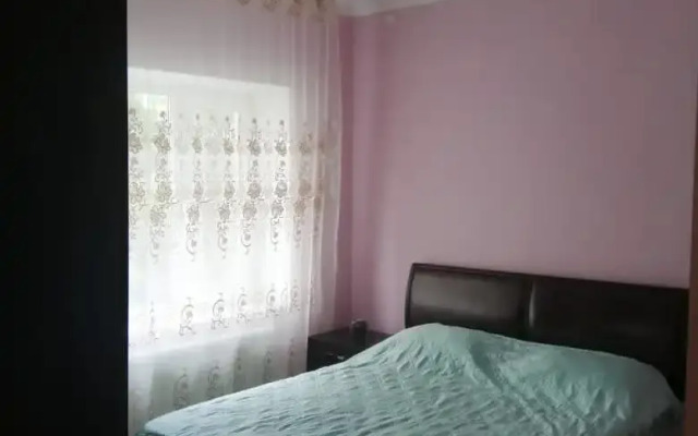2kh komnatnaya u Chernogo morya Flat