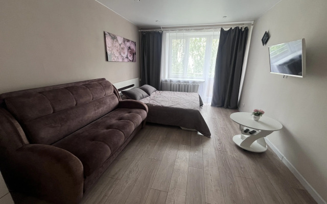 V Tsentre Yarkogo Goroda Flat