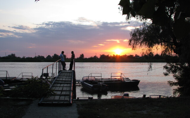 База Отдыха Лебедь