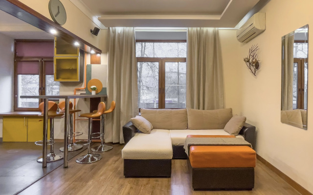 Квартира Дизайнерская на улице 1905 года