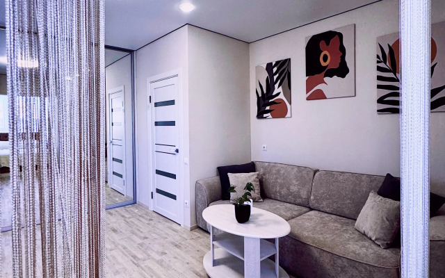 Sochinskiy Arbat Navaginskaya 14 Flat