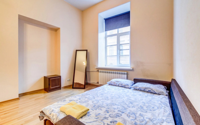 Апартаменты Просторные Апартаменты на  Караванной 5