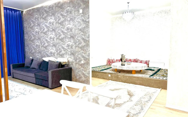 4 Na Prospekte Kabanbay Batyra 49a Apartments