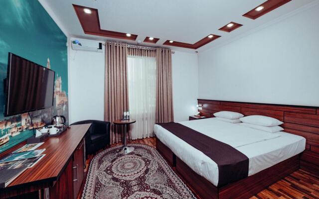 Asmald Palace Hotel