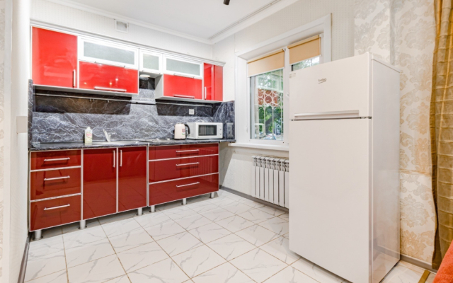 Ryadom S Vokzalom Flat