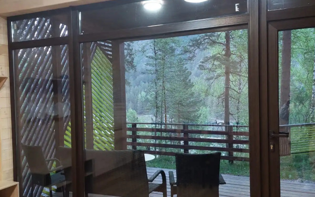 Wood Park (ex. Shishka Hotel)