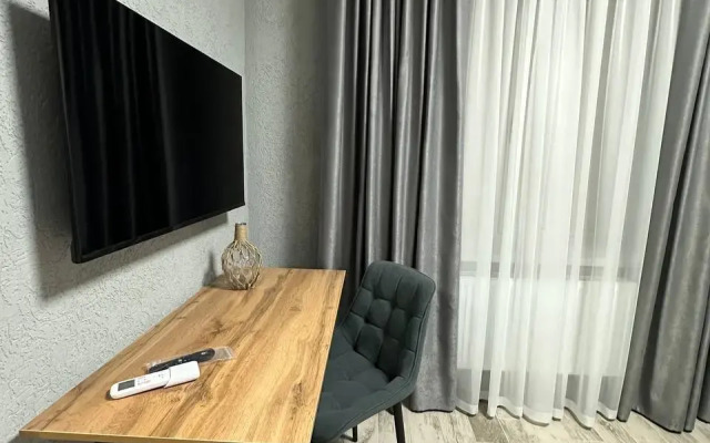 Dlya Chetyreh Gostey Ryadom s Aeroportom Apartments