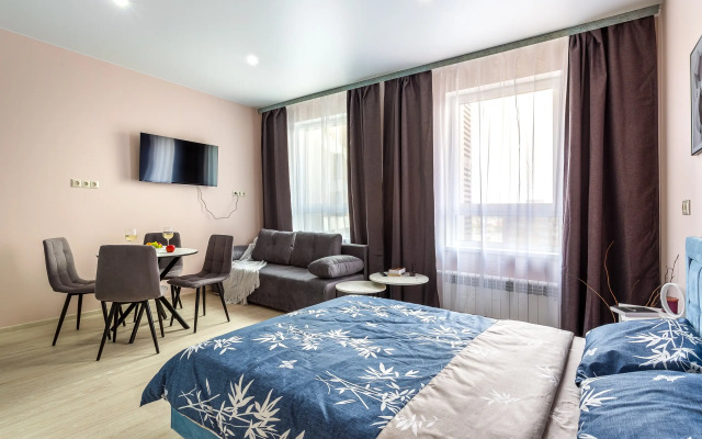 Апартаменты LikeHome Life Спартак - Просторная Трехместная Студия с Кухней