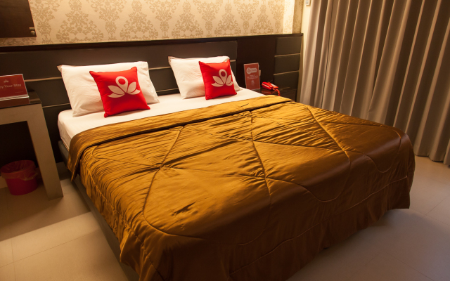ZEN Rooms Phiphit Phokhai Hotel