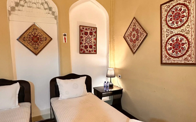 Al Bukhari Hotel Guest house