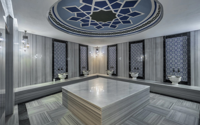 Luxury Garden Suites