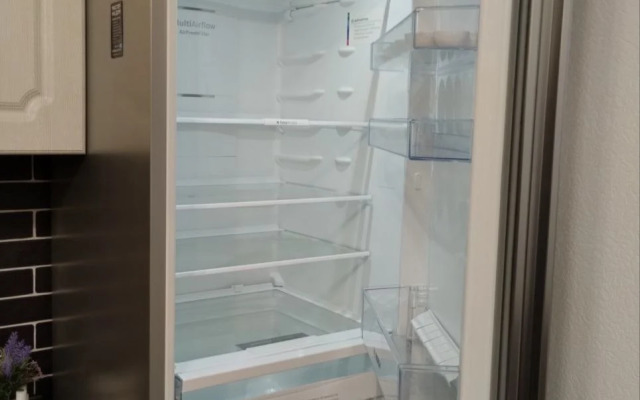 Квартира Возле Стадиона и Парка Галицкого