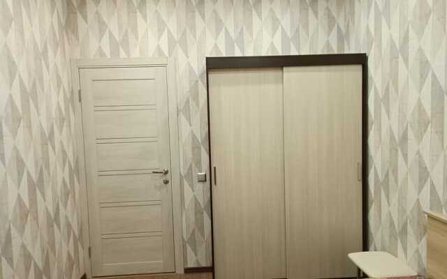 Апартаменты 4-х комнатная на Олимпийской 83