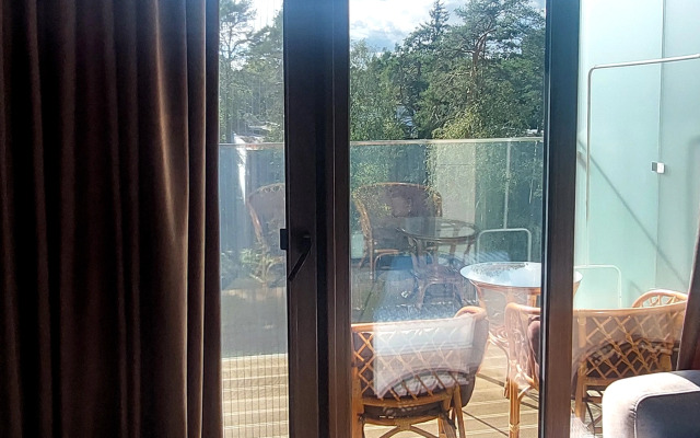 Апартаменты Морская ривьера у бассейна