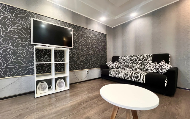 Апартаменты 51 Евродвушка в Центре Экспедиция на Север на Полярных Зорях, 19