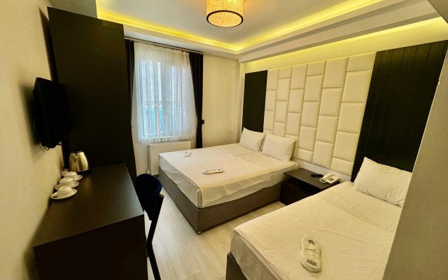 Aram Edessa Hotel