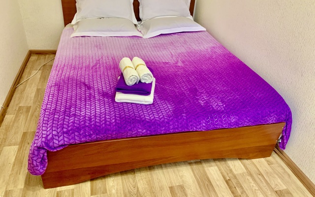 Апартаменты квартира на Малая Тульская 8