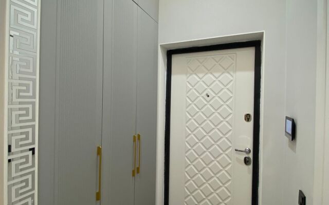 Zhk Parasat, Lyuks Apartments