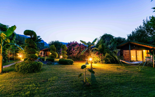 Etenna Beach Bungalows