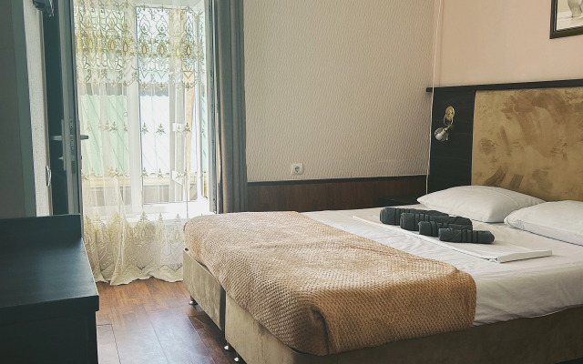 Lyudmila Guest House