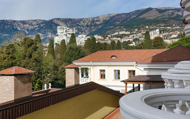 Dom Kompozitora Yalta Yekaterinskaya 3 Naberezhnaya Yalty Apartments