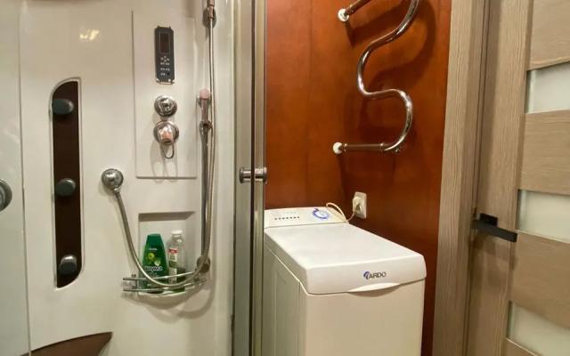 Апартаменты с 2 комнатами в Октябрьском районе (КВАРТИРА51)