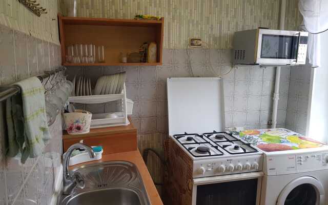 Trekhkomnatnaya Kvartira Apartments