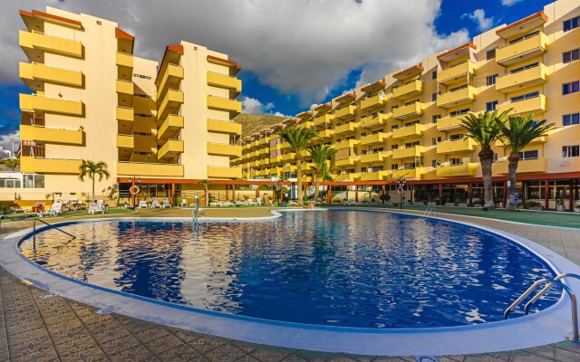 Avenida Juan Carlos Apartments