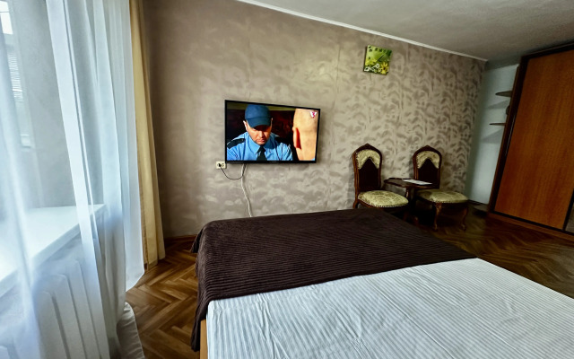 Апартаменты на улице Овчинникова 8