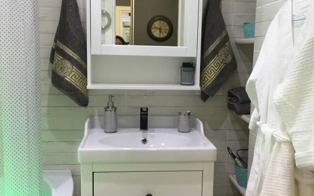 Апартаменты с Балконом и Видом на Город на Ленина 59Р