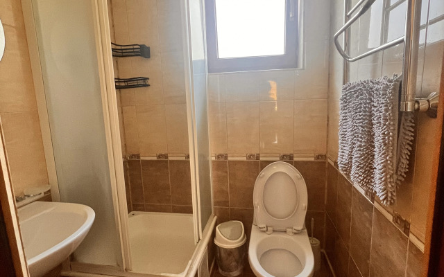 Magic Club Na Naberezhnoy Guest house