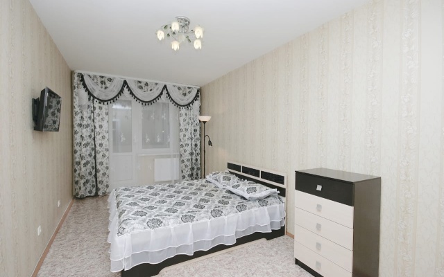V parke Lugovom Flat