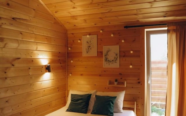 V Sosnakh Den Private house