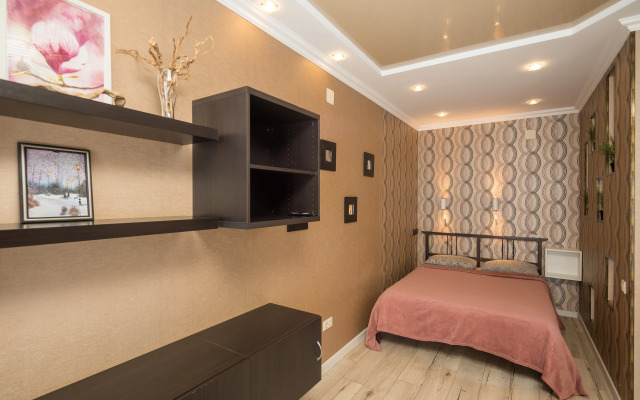 Studiya Per B Khmelnitskogo Flat