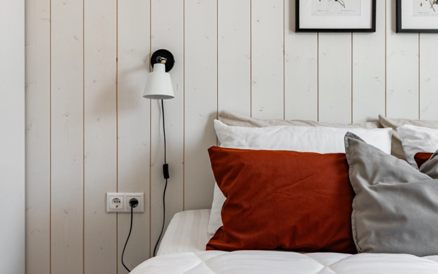 Частный дом с горячим джакузи на террасе