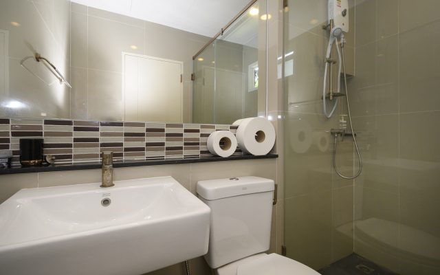 4 BR Saransiri Villa 2#l Pool Gym Garage Netflix	