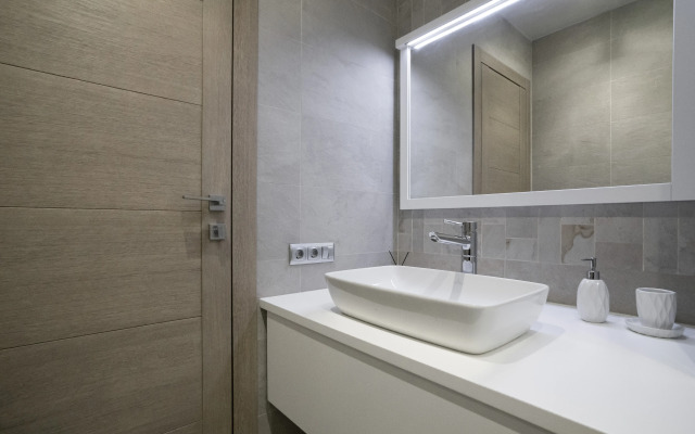 Istoriya u Kremlya Flat