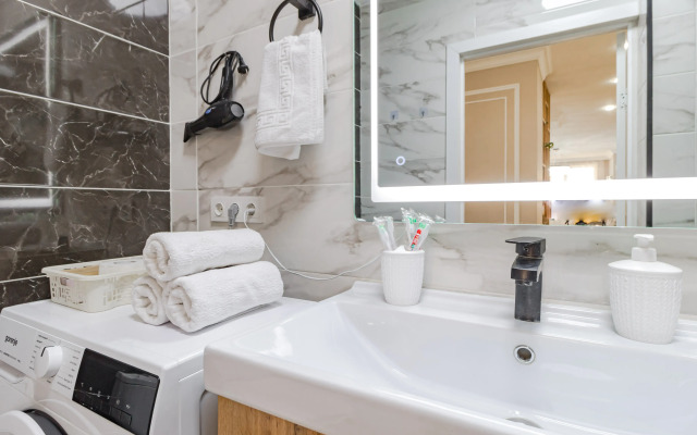 Symphony Guest House Flat