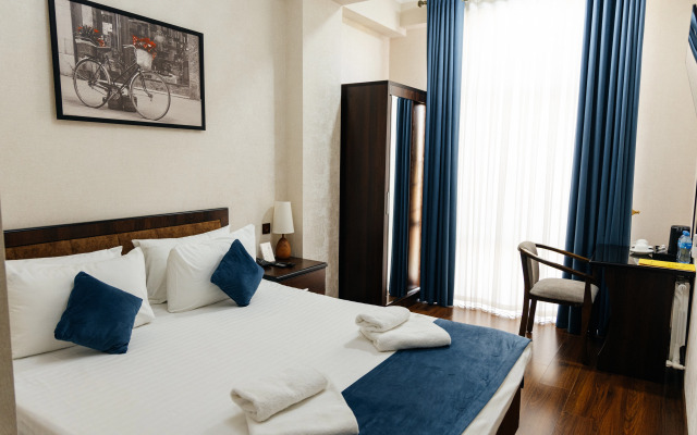 Ravan Hotel
