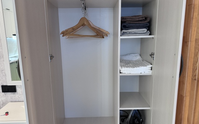 Uyutnaya Studiya Na Pustoshkina 22/2 Flat